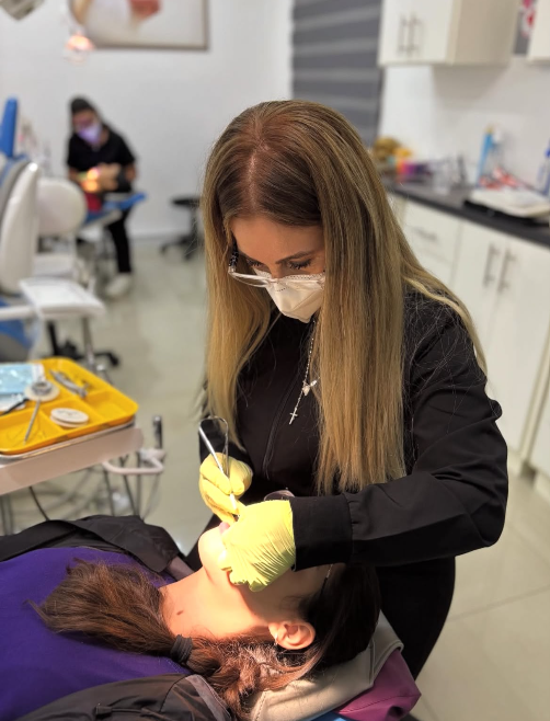 Atención personalizada en Dental Moon Clinic & Spa